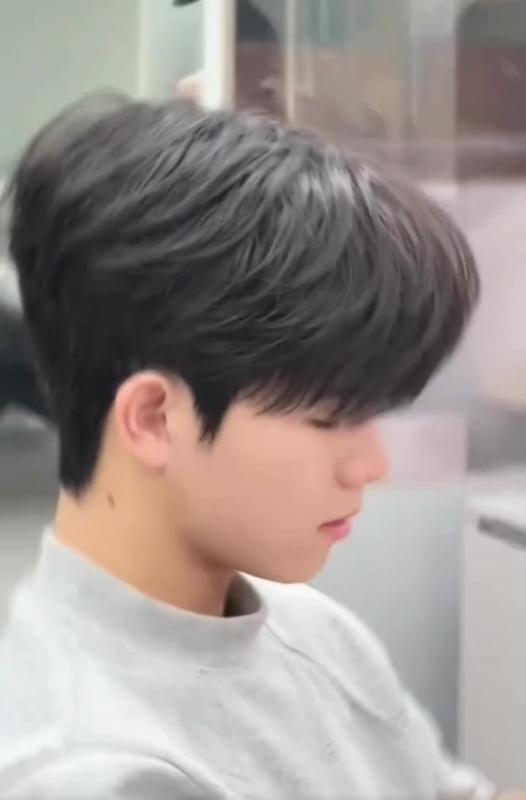 @Hair style Genz