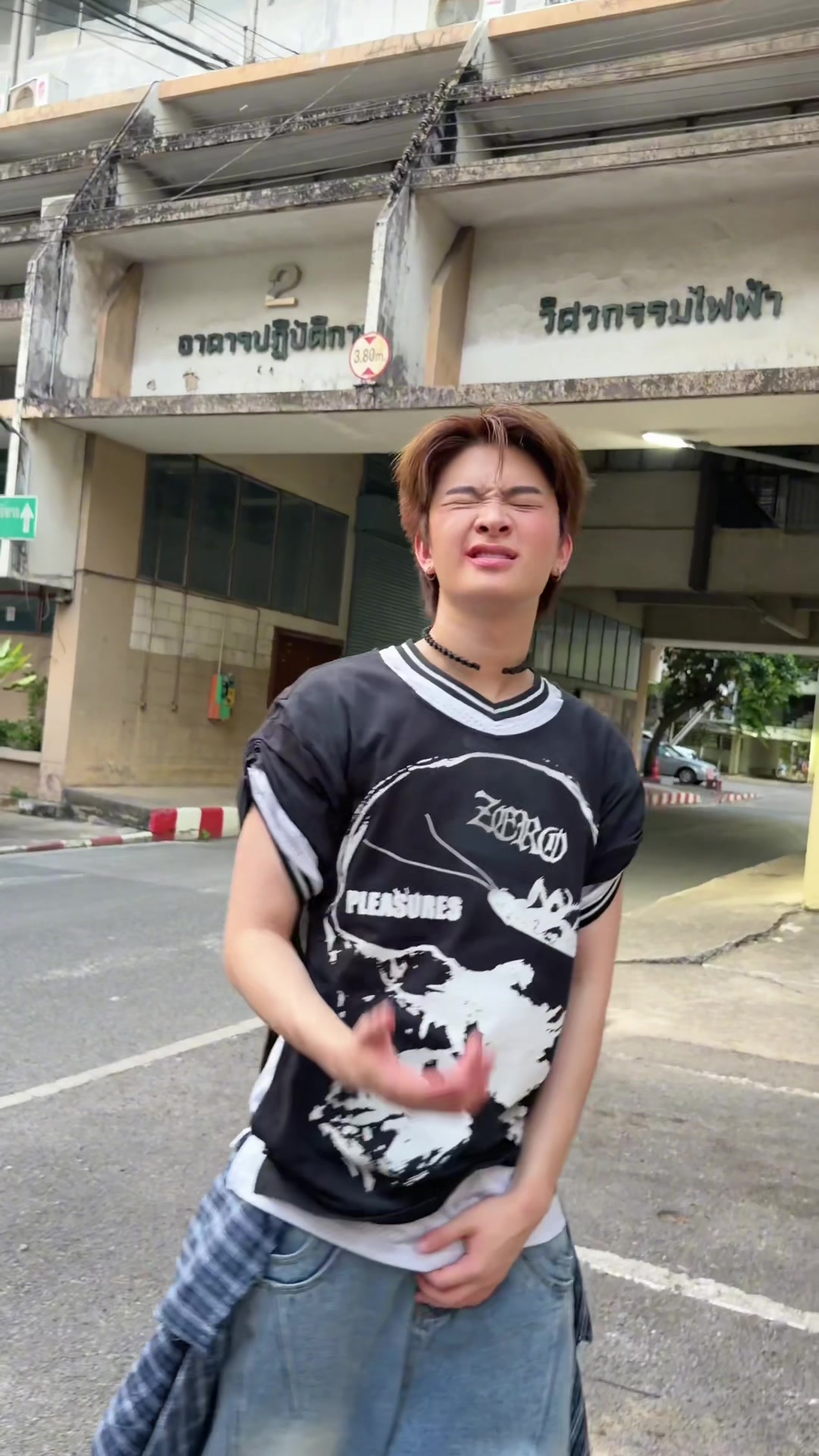 @BUS because of you i shine
