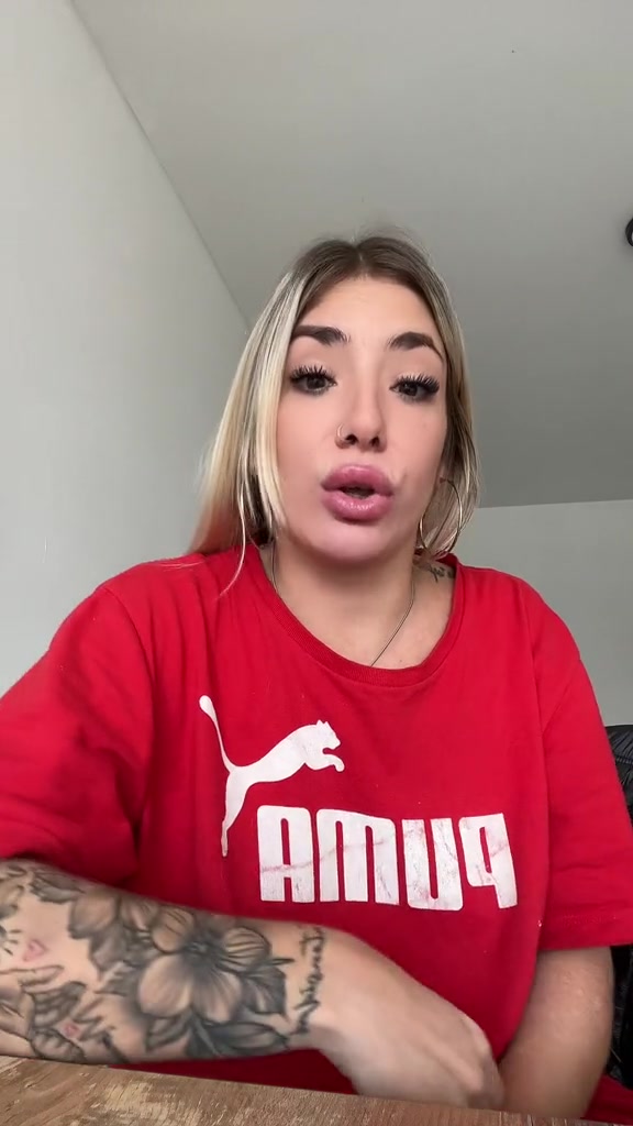 @Ludmila García 🖤