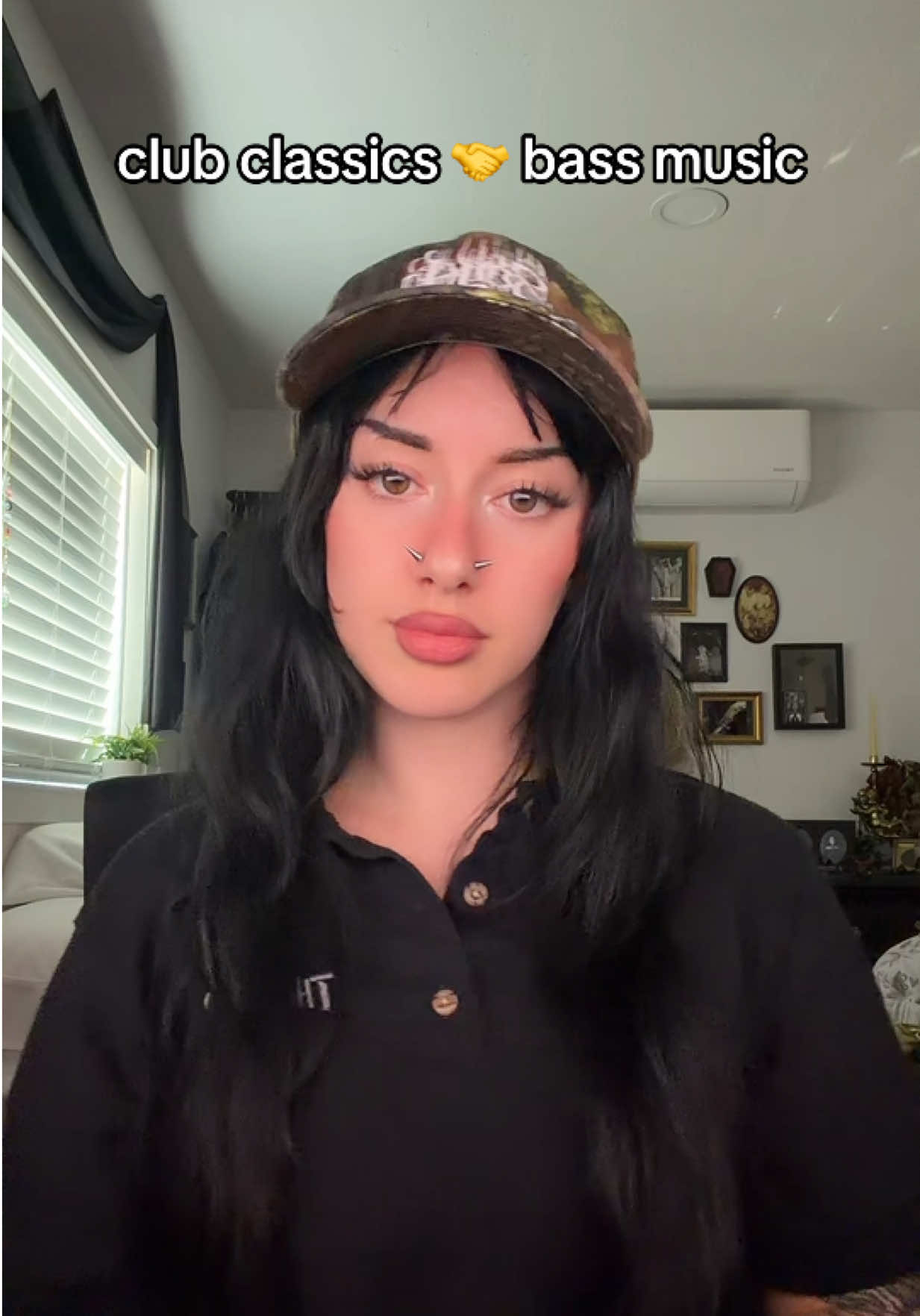 @2DY4
