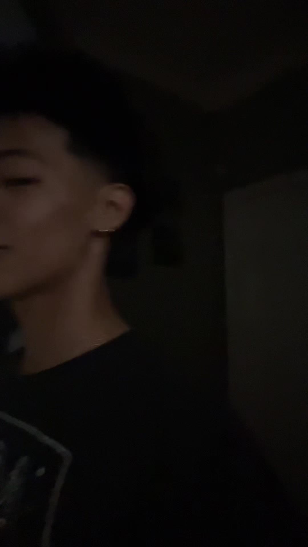 @Mj