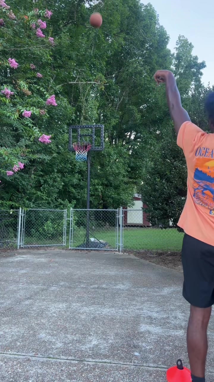 @modern.hoops