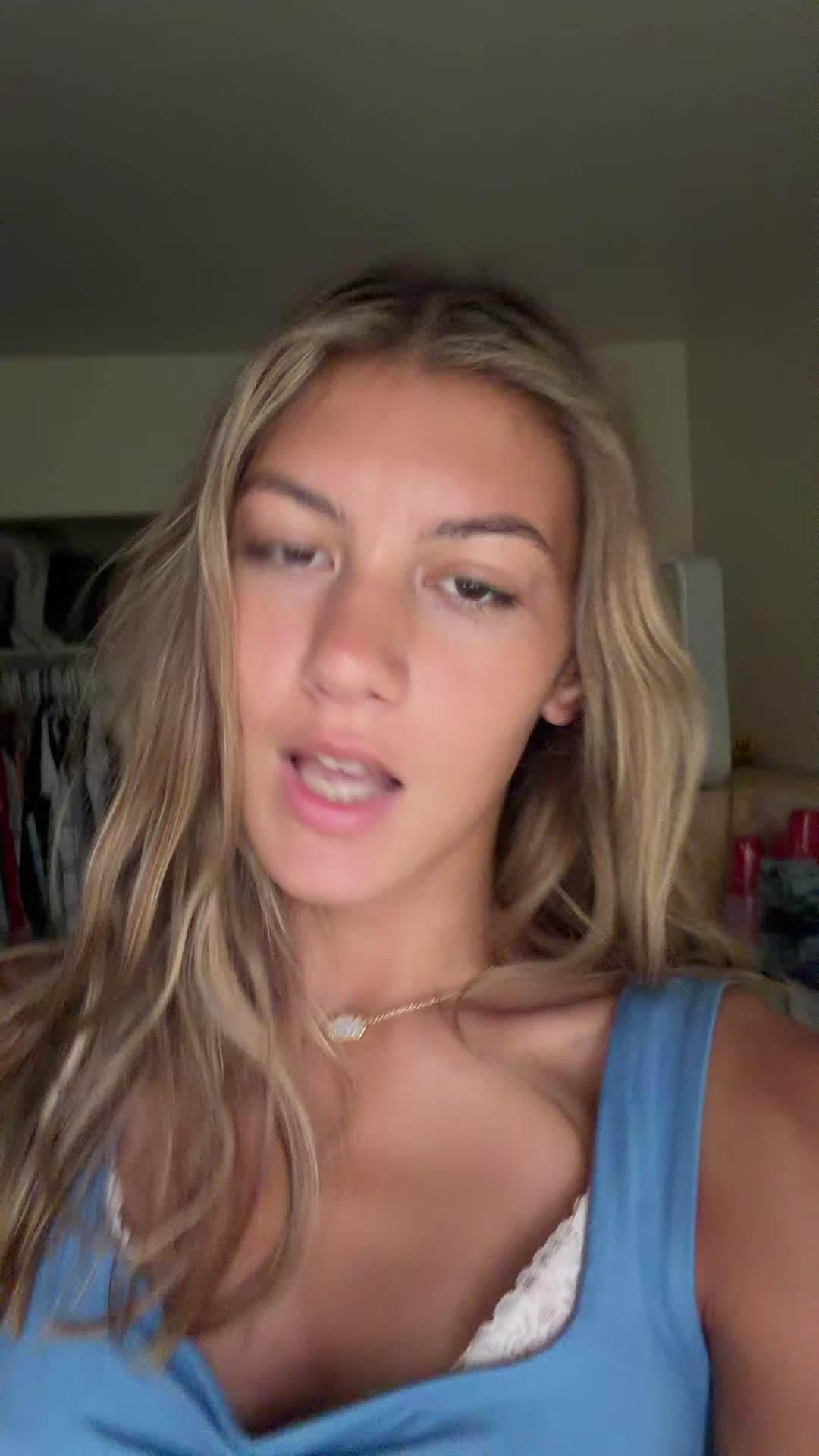 @theleahmae
