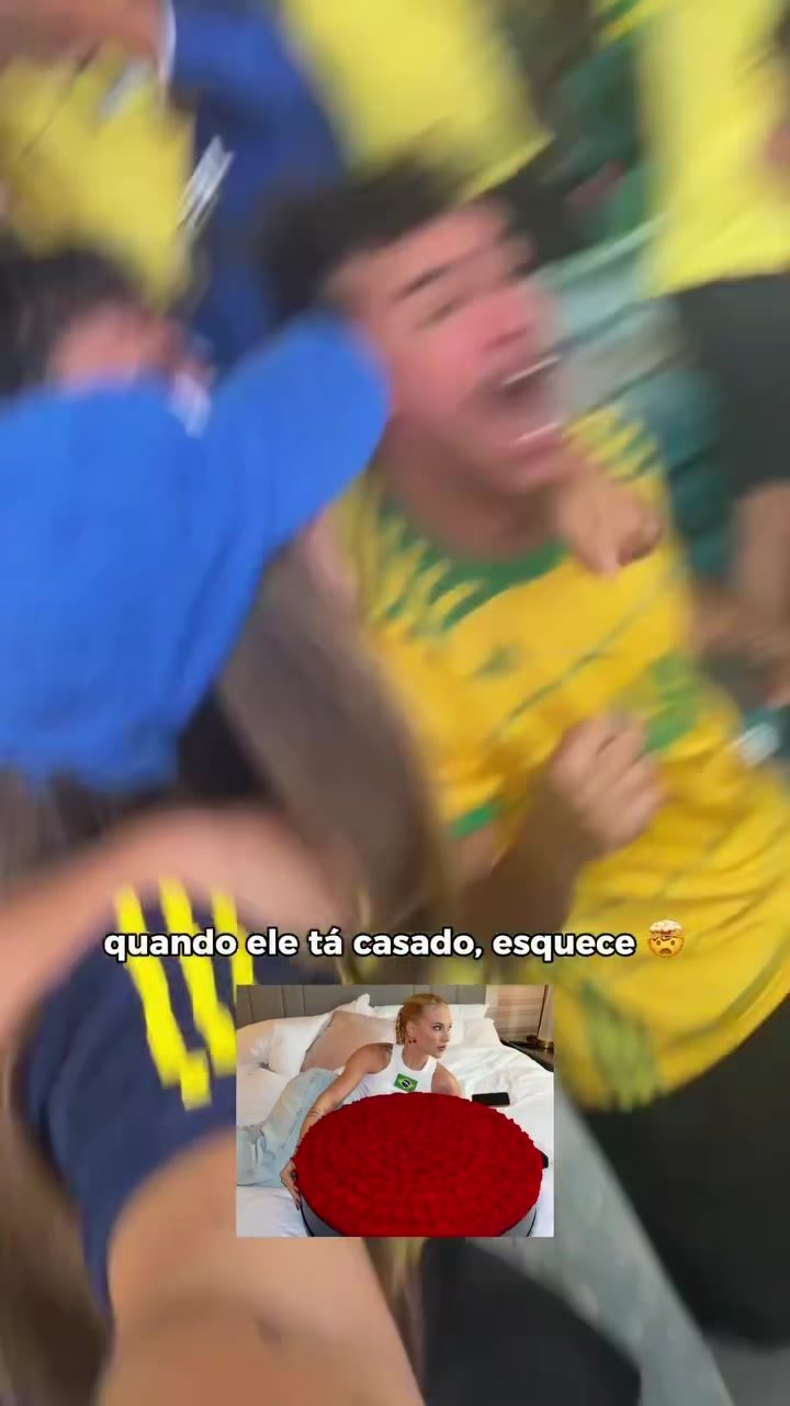 @Carolixas