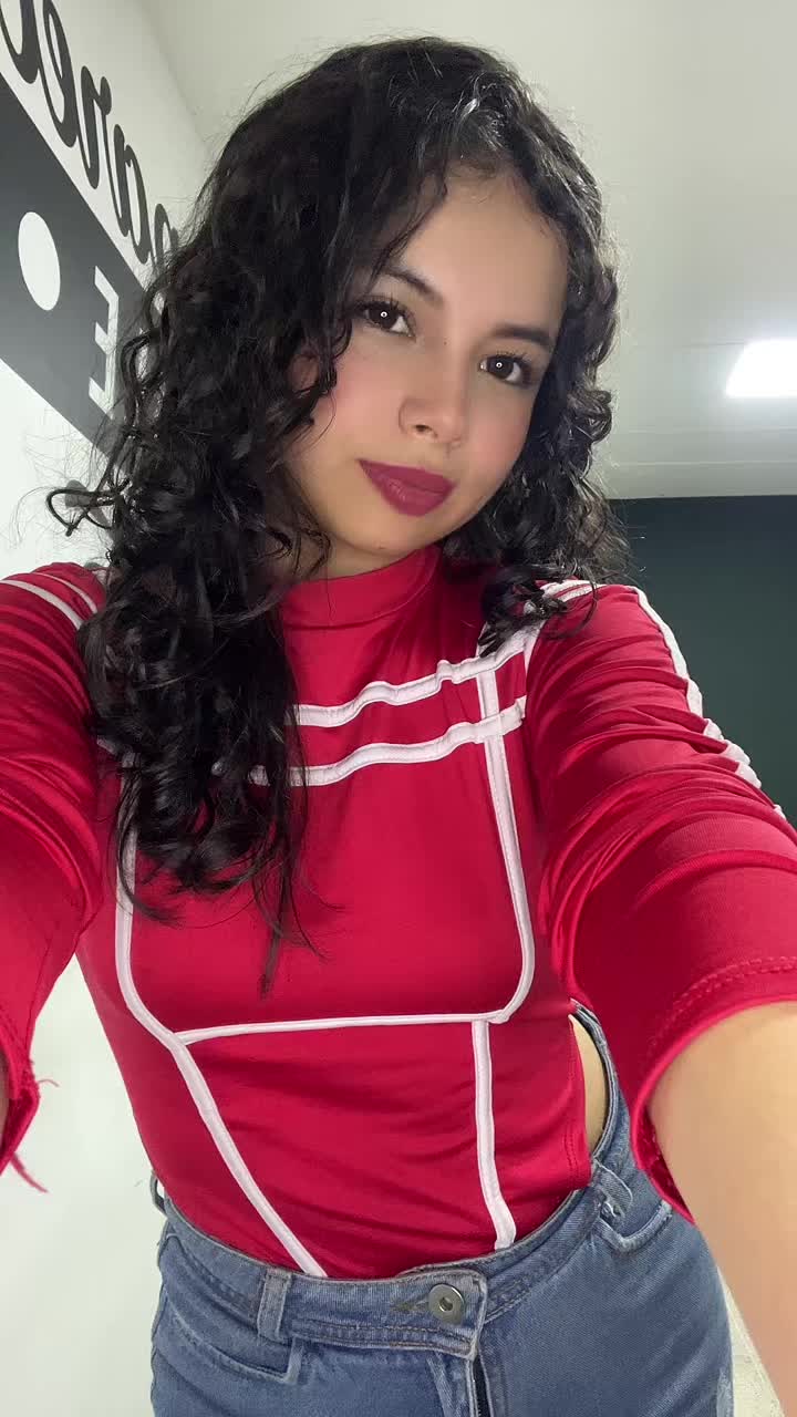 @Nini.