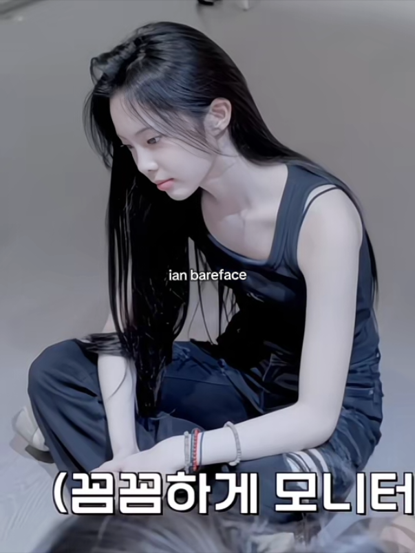 @𝜗𝜚