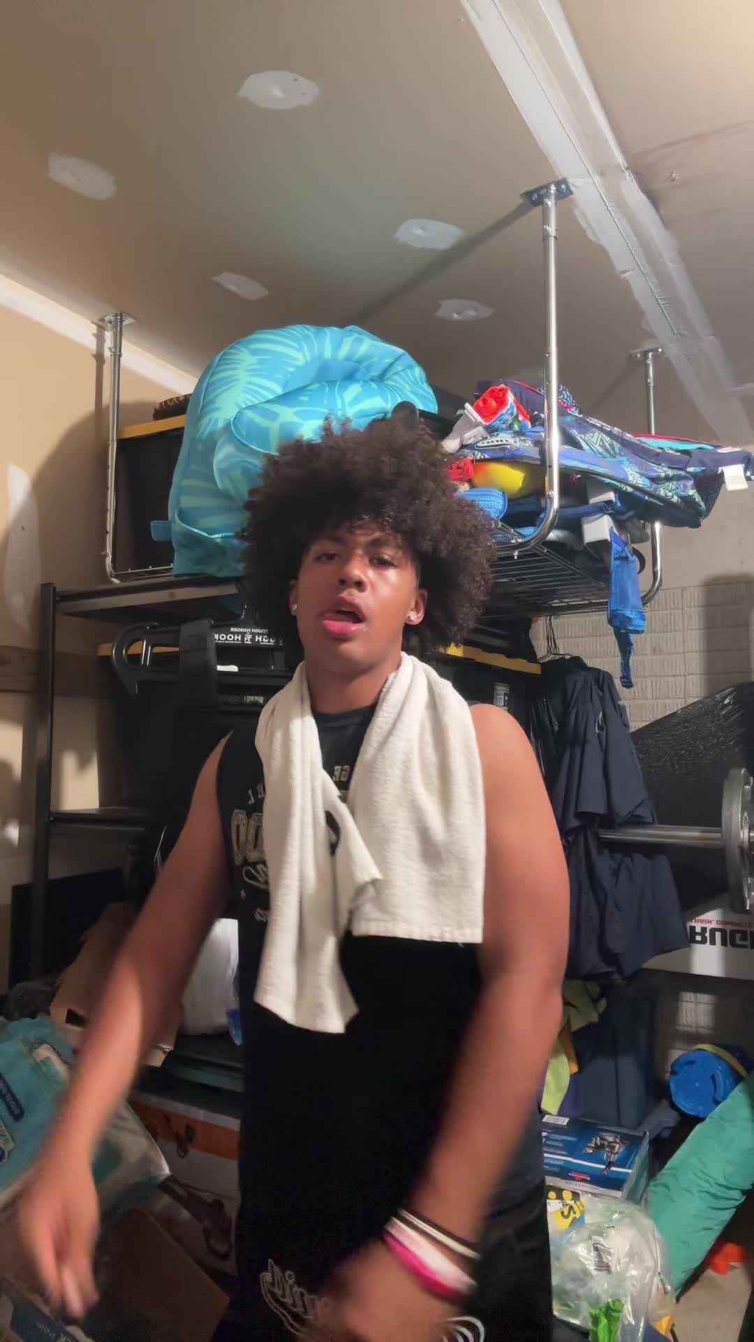 @️