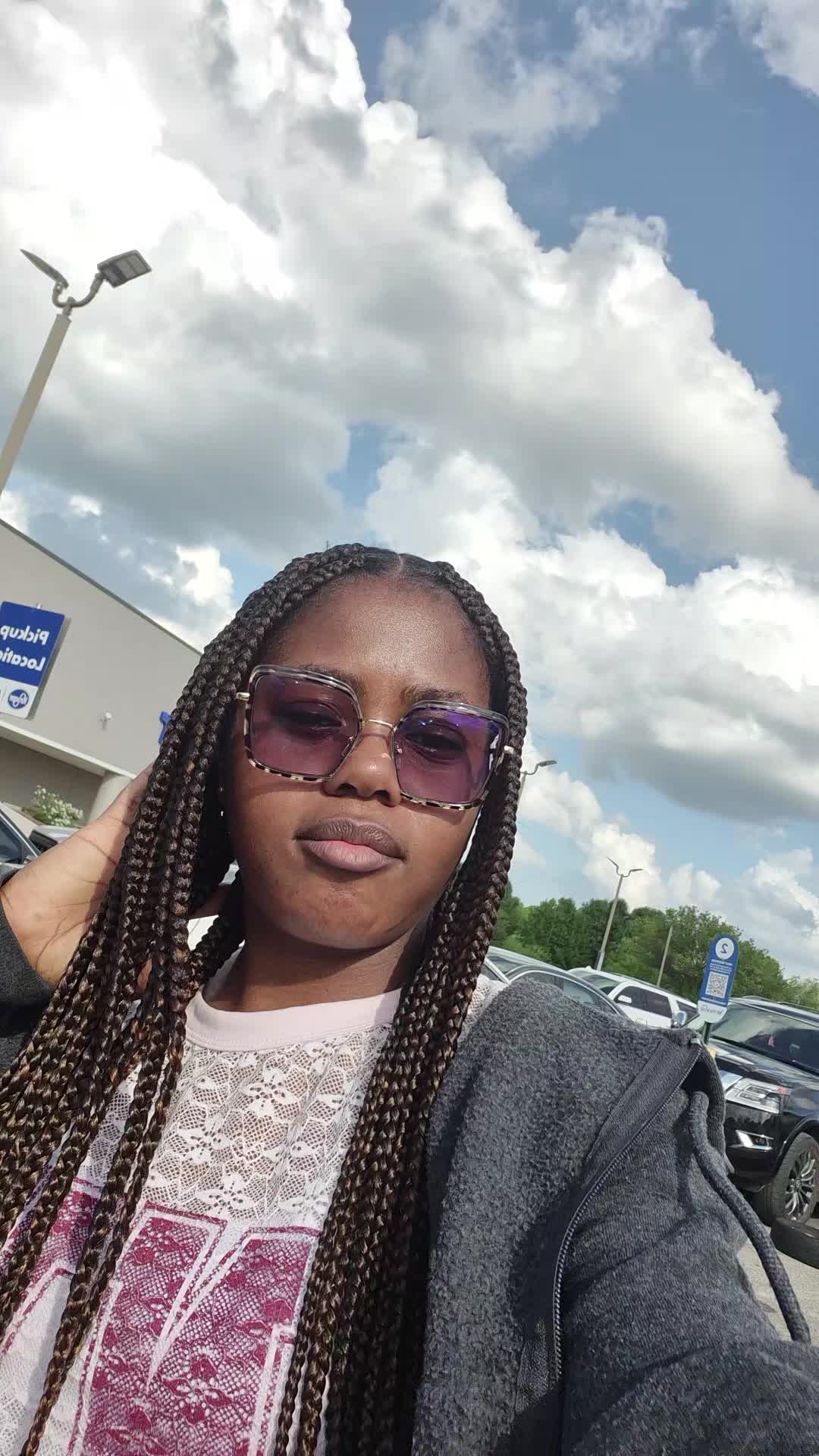 @vanelle🇨🇲