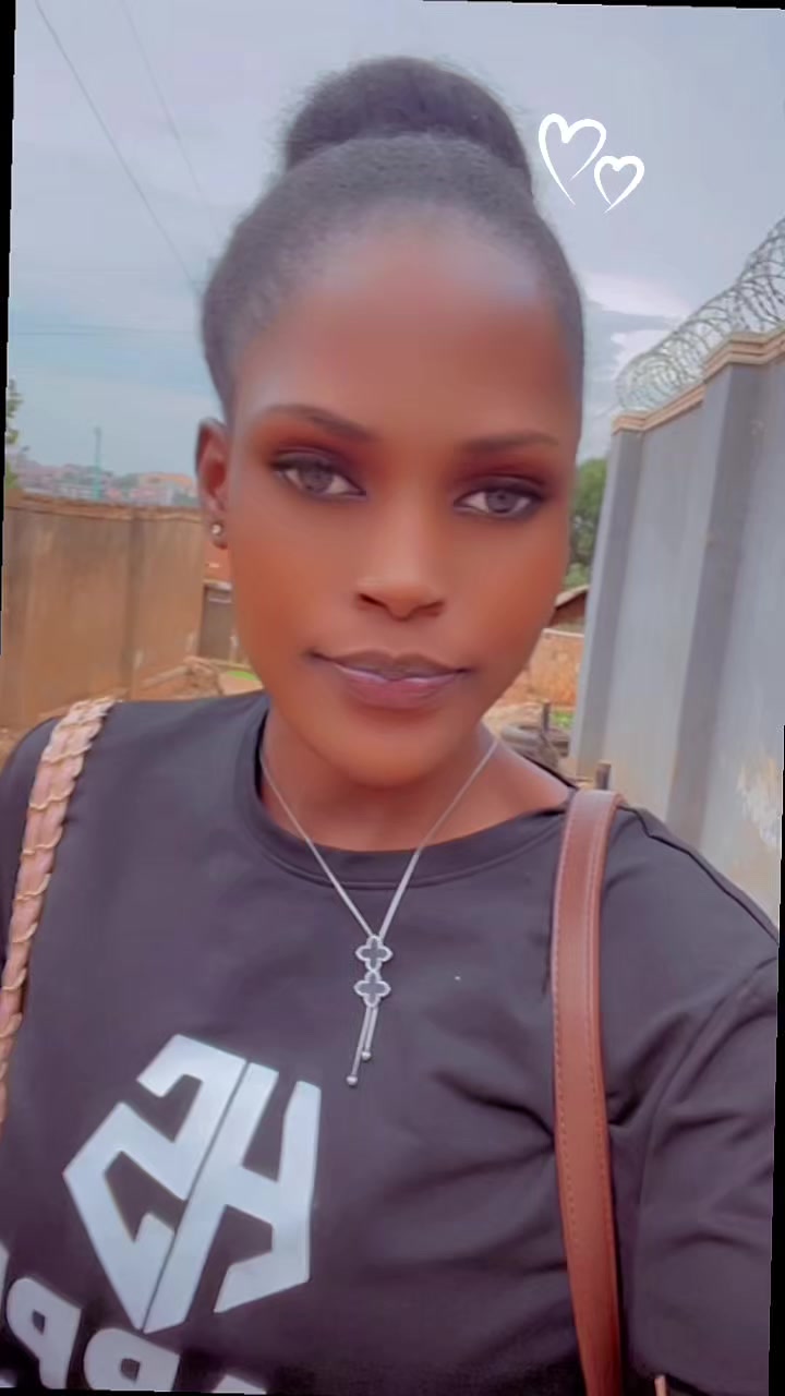 @Happie🕊️💜