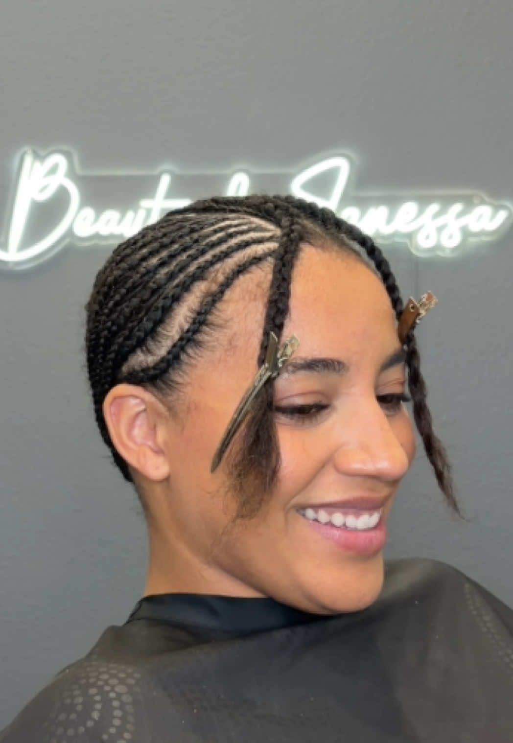 @Janessa | VEGAS HAIRSTYLIST