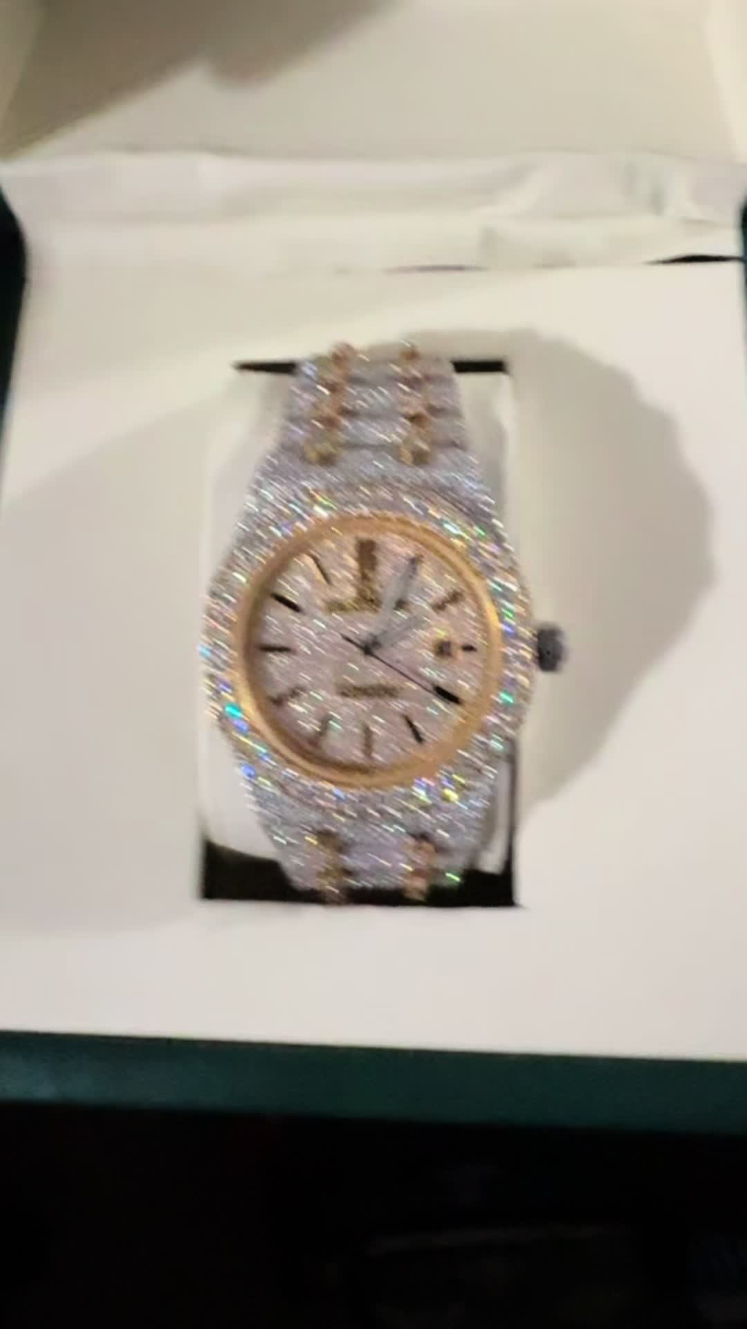@icey.chris