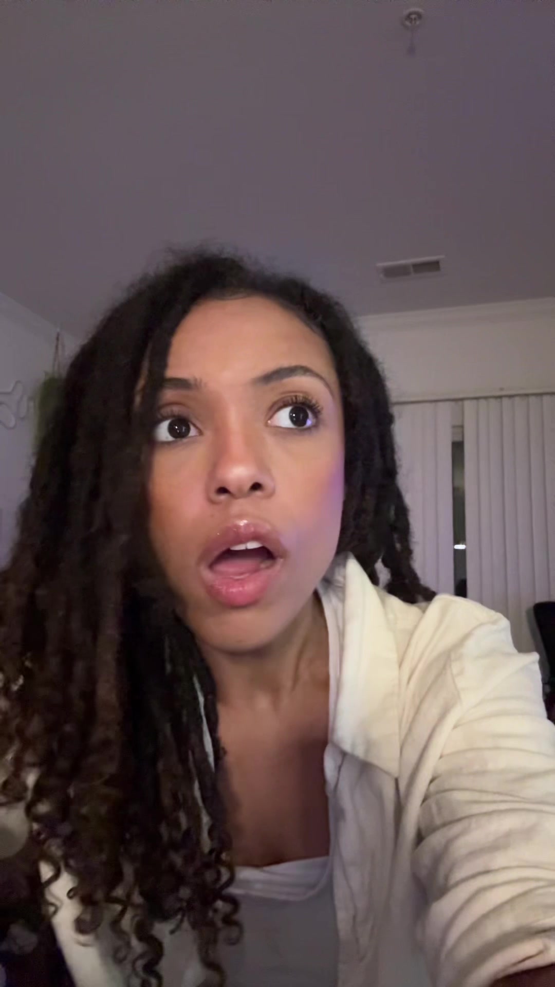 @Dej