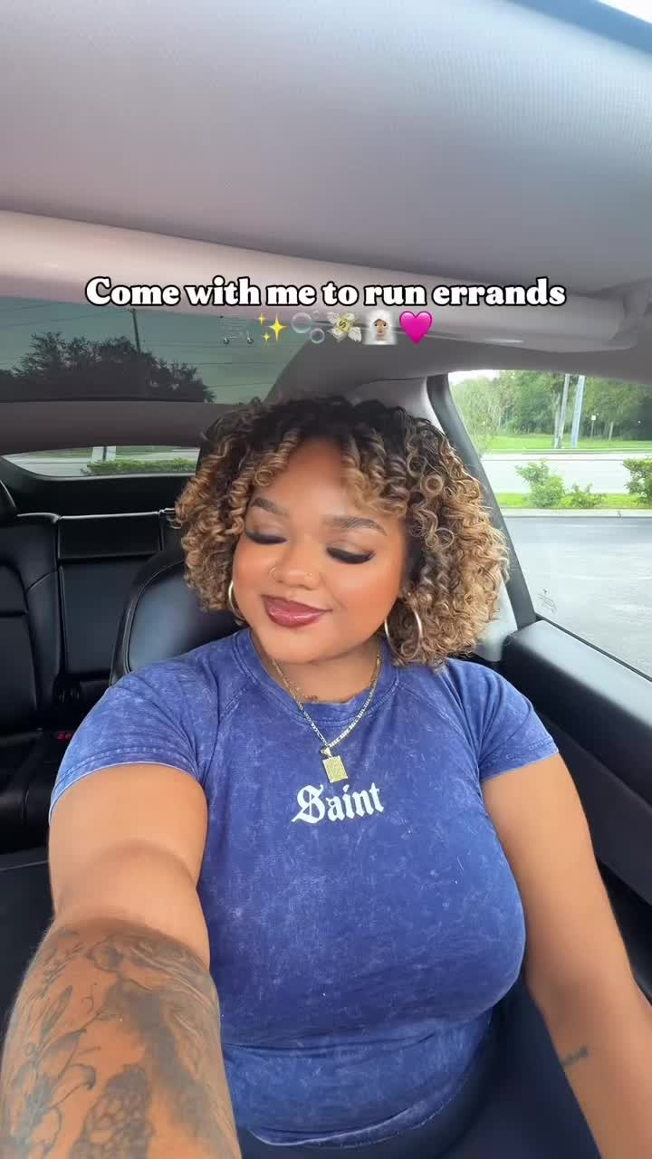 @Curlyheadsierra 💗