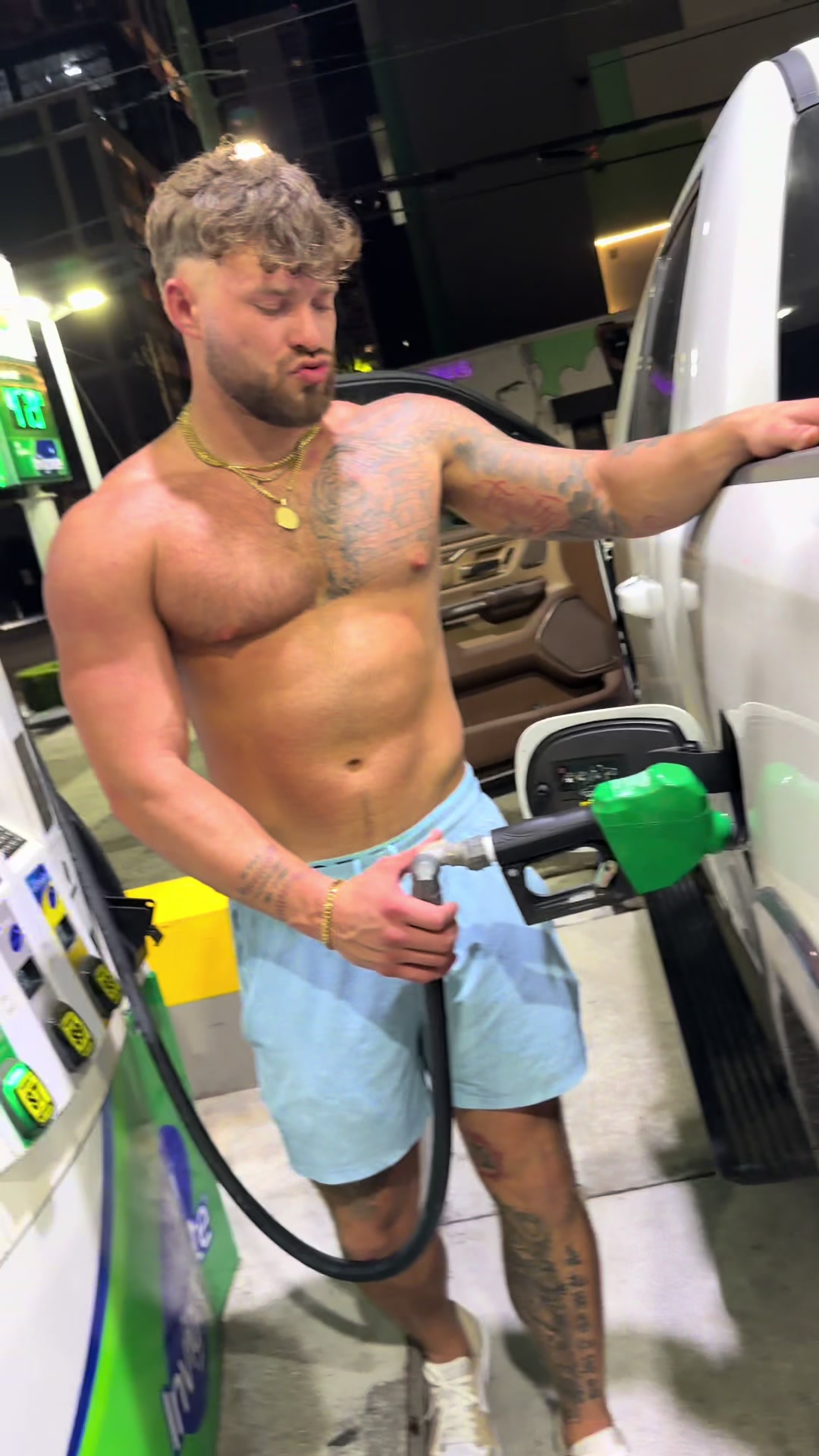 @bhizzi