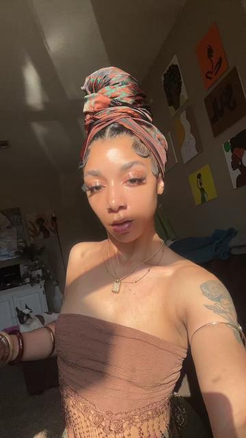 @🧚🏽&zwj;♀️🌻Nieja Love🌻🧚🏽&zwj;♀️