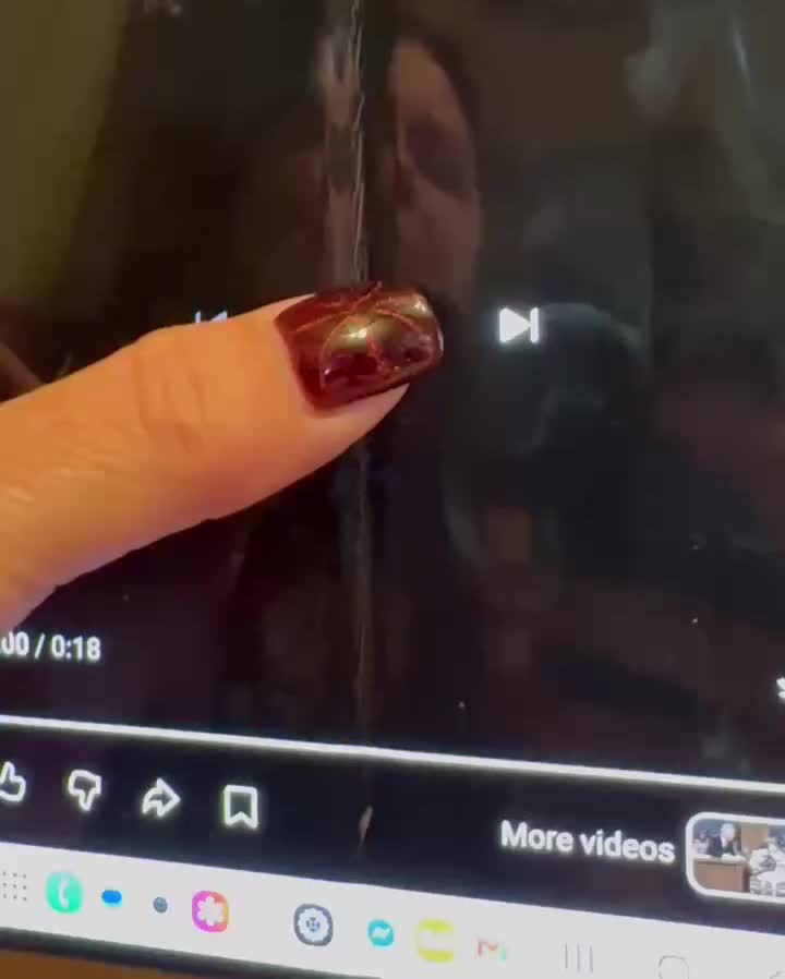 @Esther Elliott
