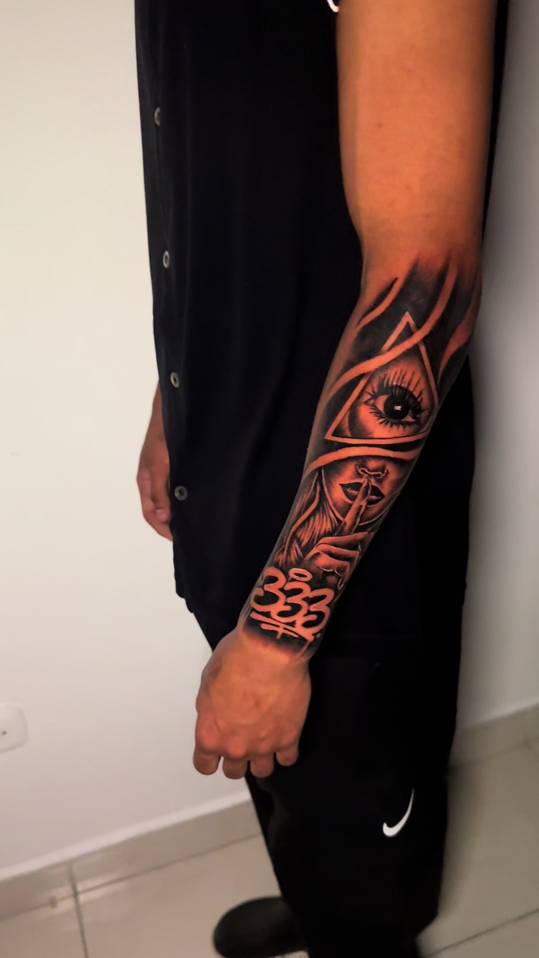 @Santos Tatto 🧑🏾🦱✒️