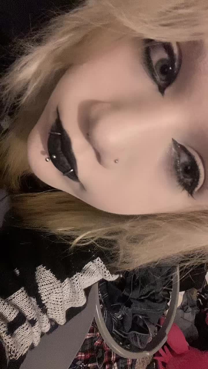 @🩷🌹