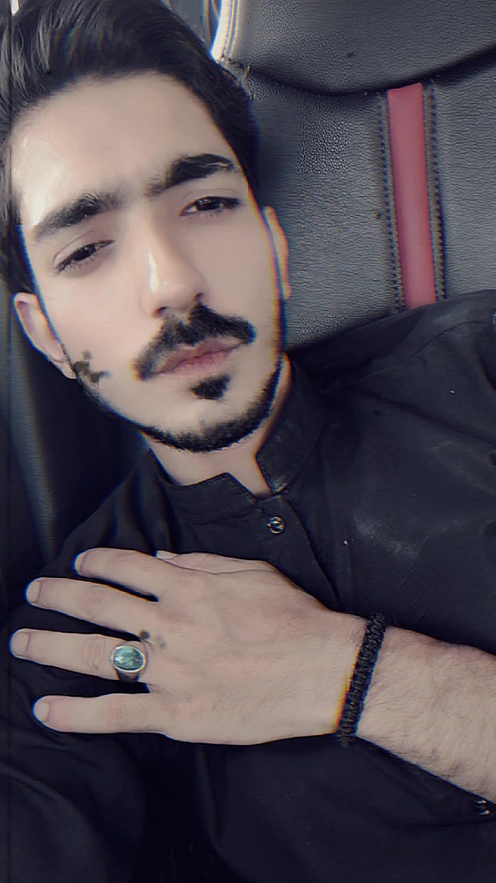 @علی بٹ 🦁