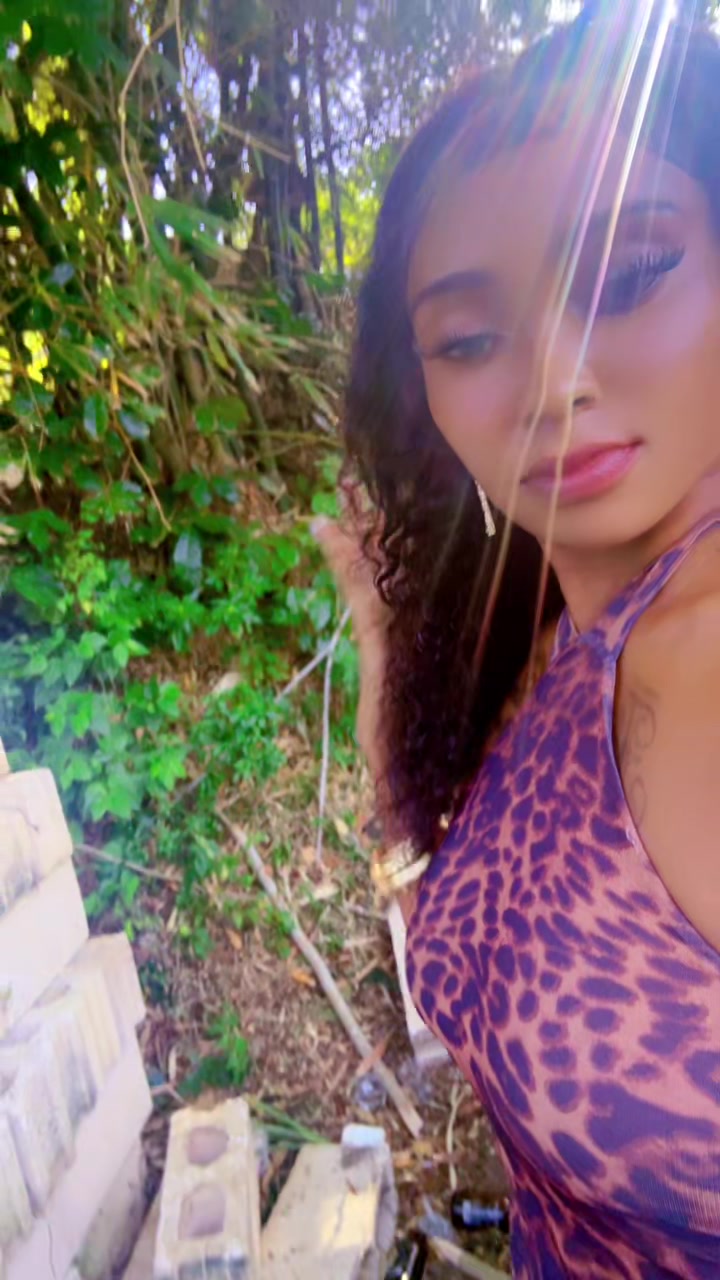 @Pretty_Priscilla