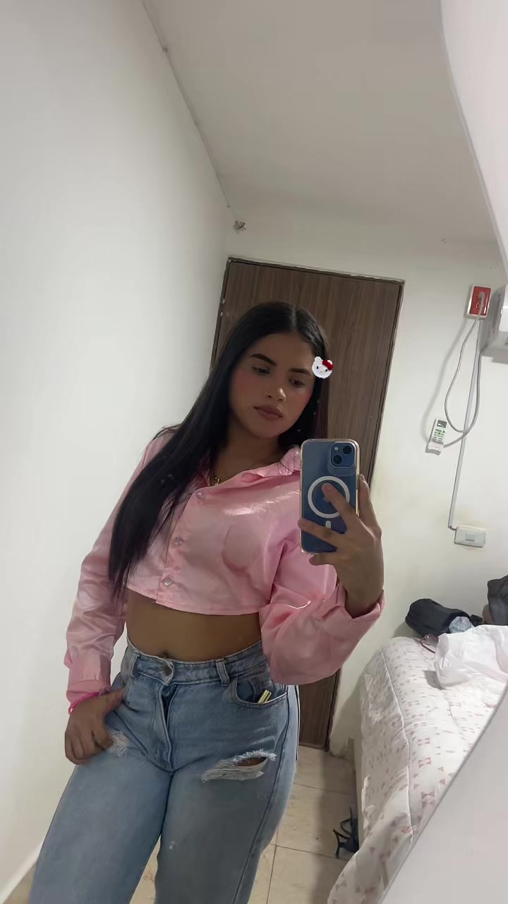 @loraineacosta