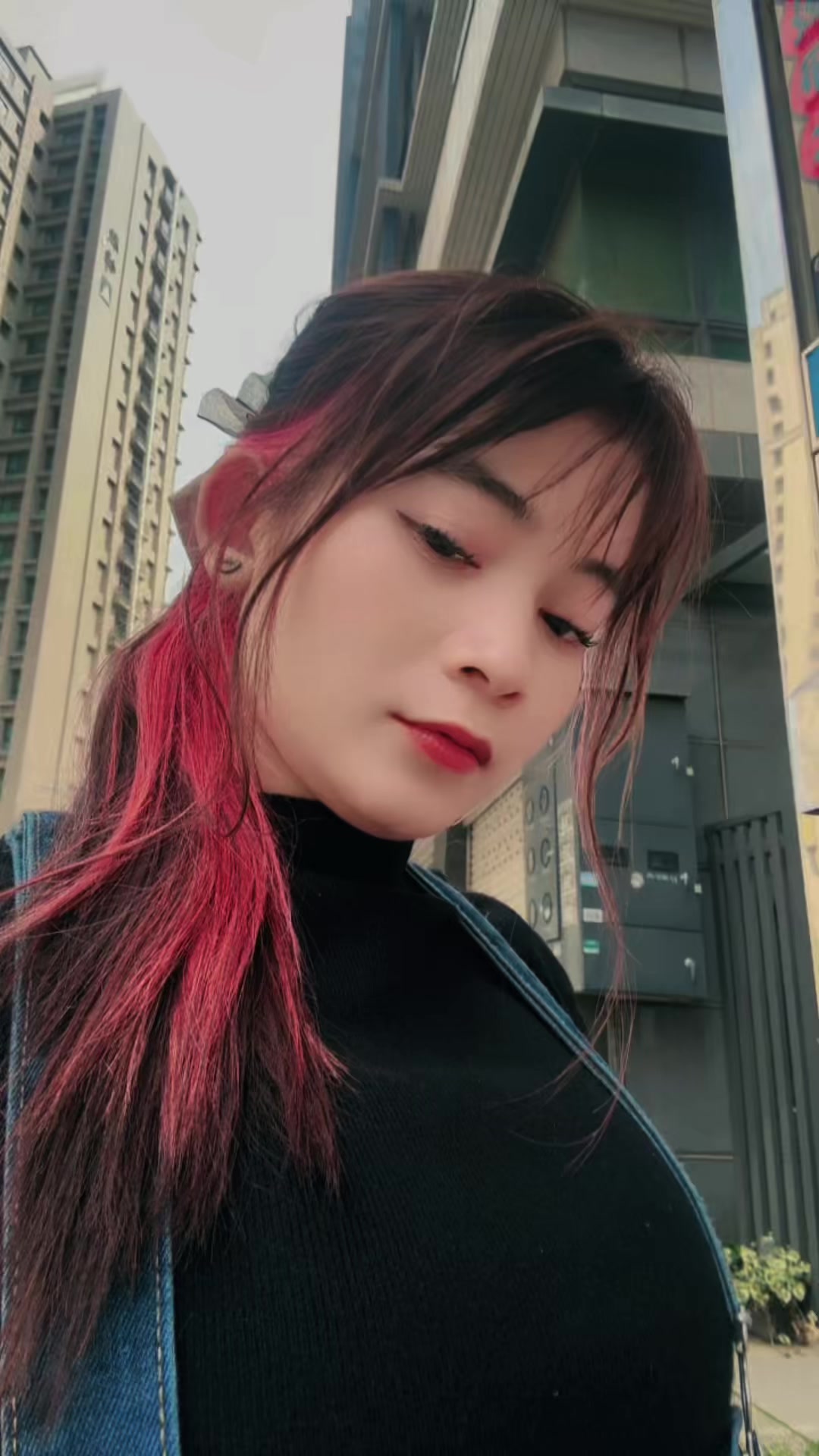 @Ria_Sragen 🥀🇹🇼