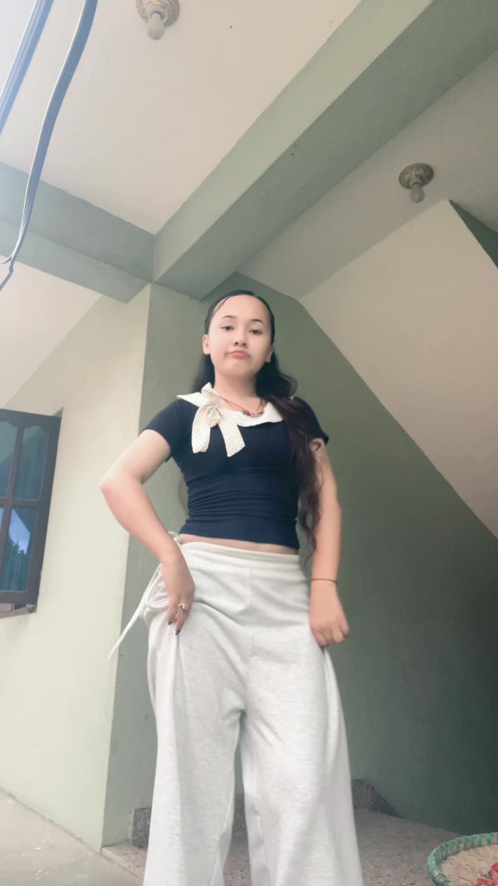 @Tenjin Pemba Muktan🧿🖤