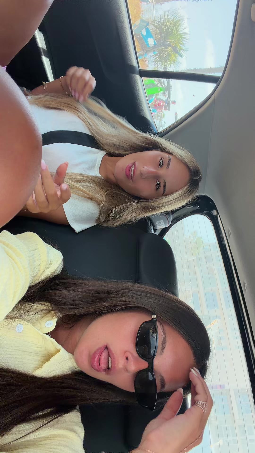 @R.R