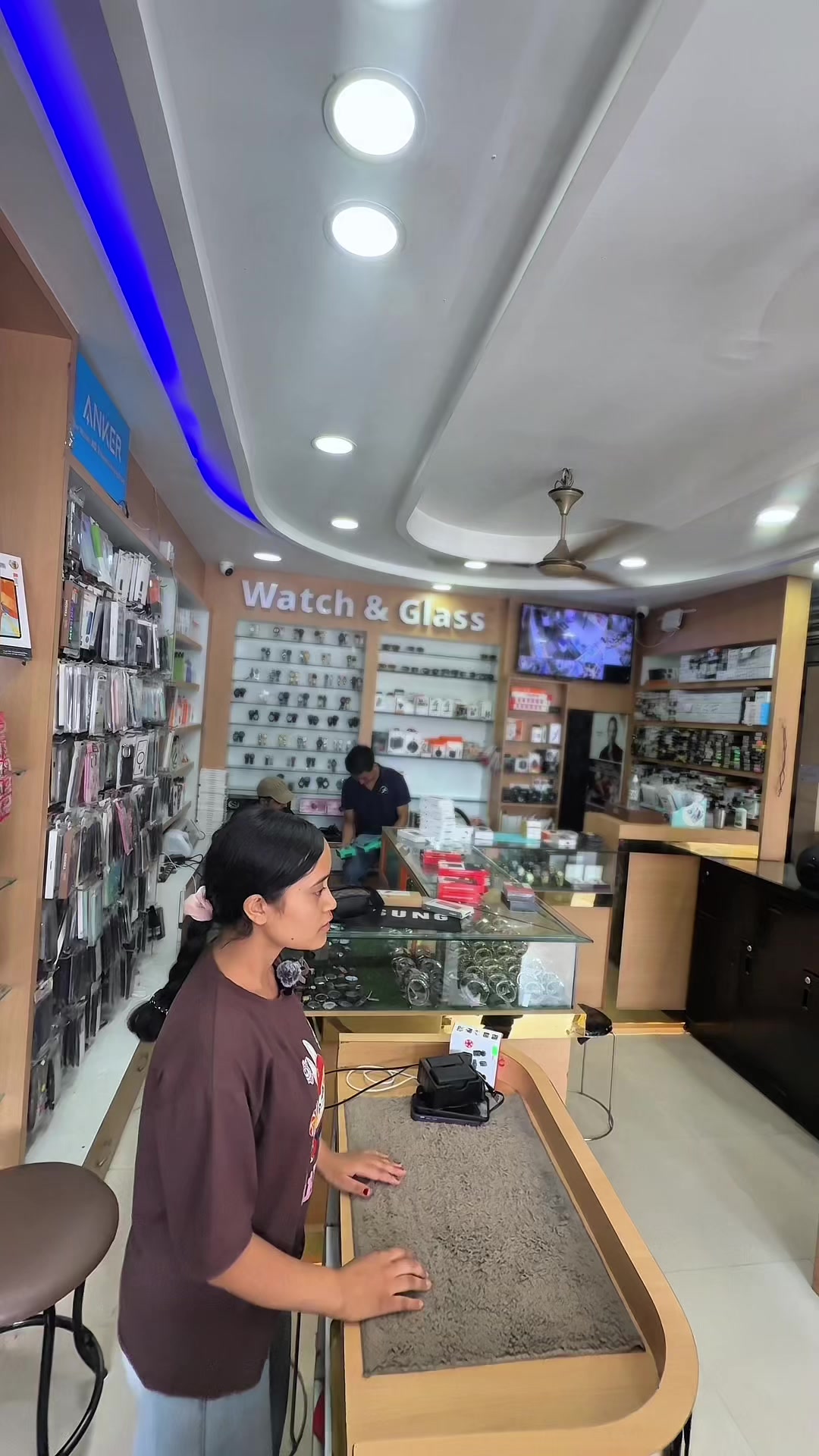 @Manoj Mobile Store official