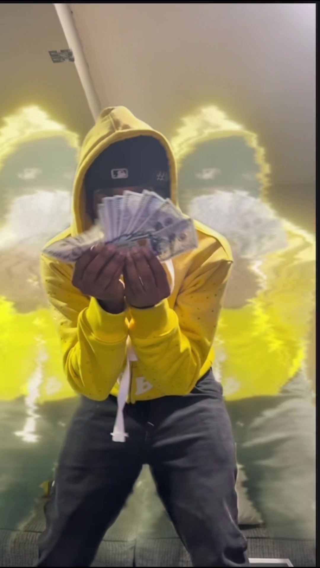 @TheRichestOppEeski🎱5️⃣