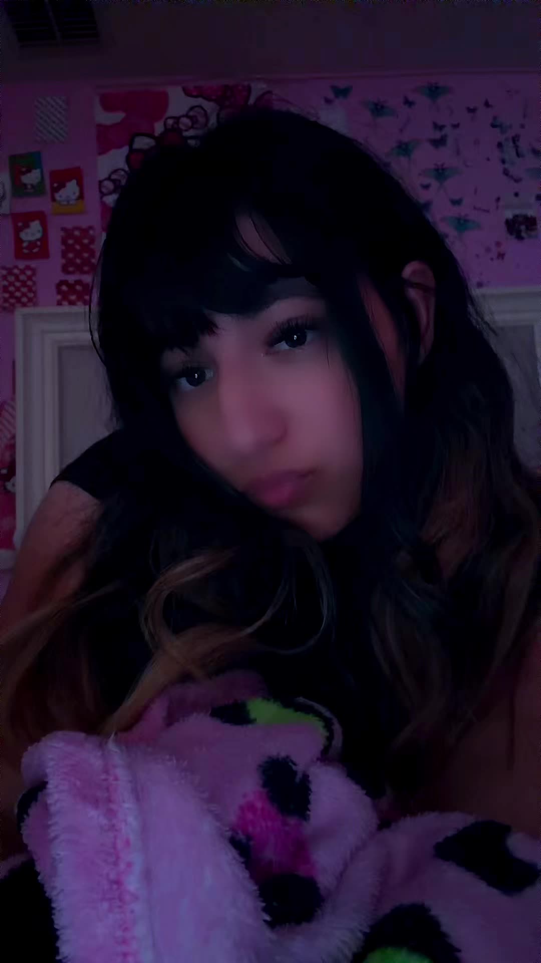 @sarahnextdoorgirl:)