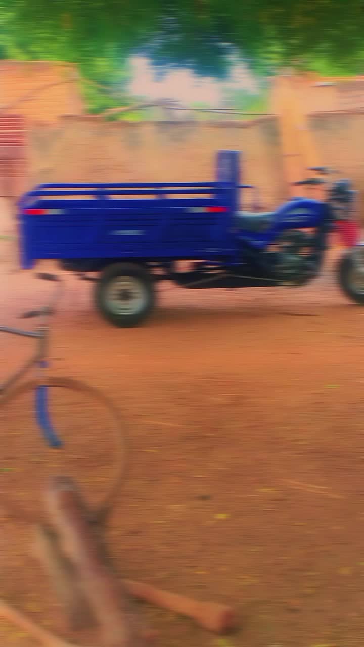 @user768567765119