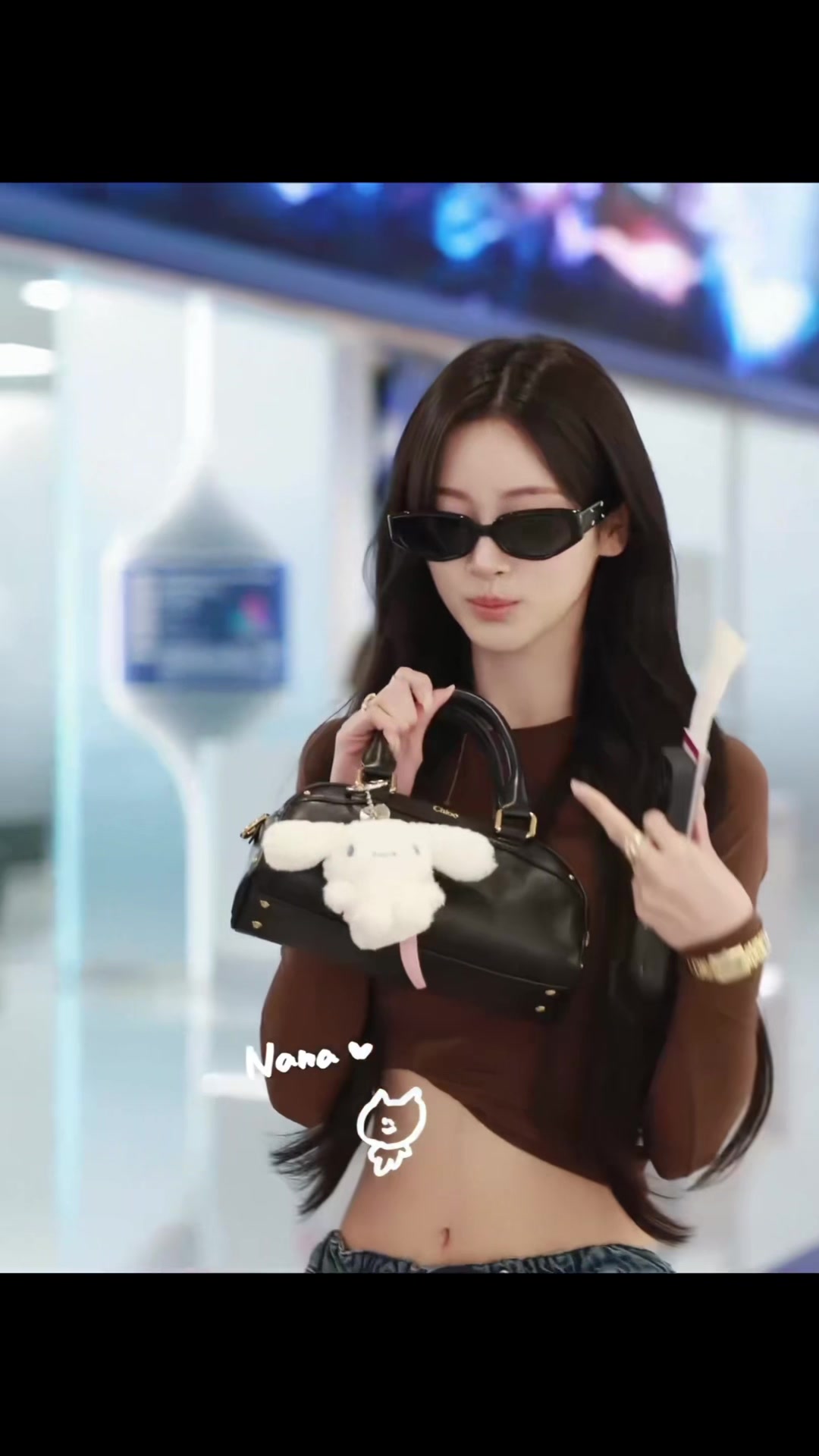 @annavvild