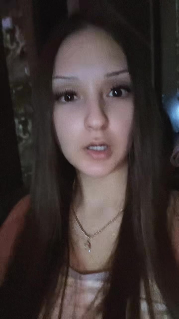 @_Dinusia_