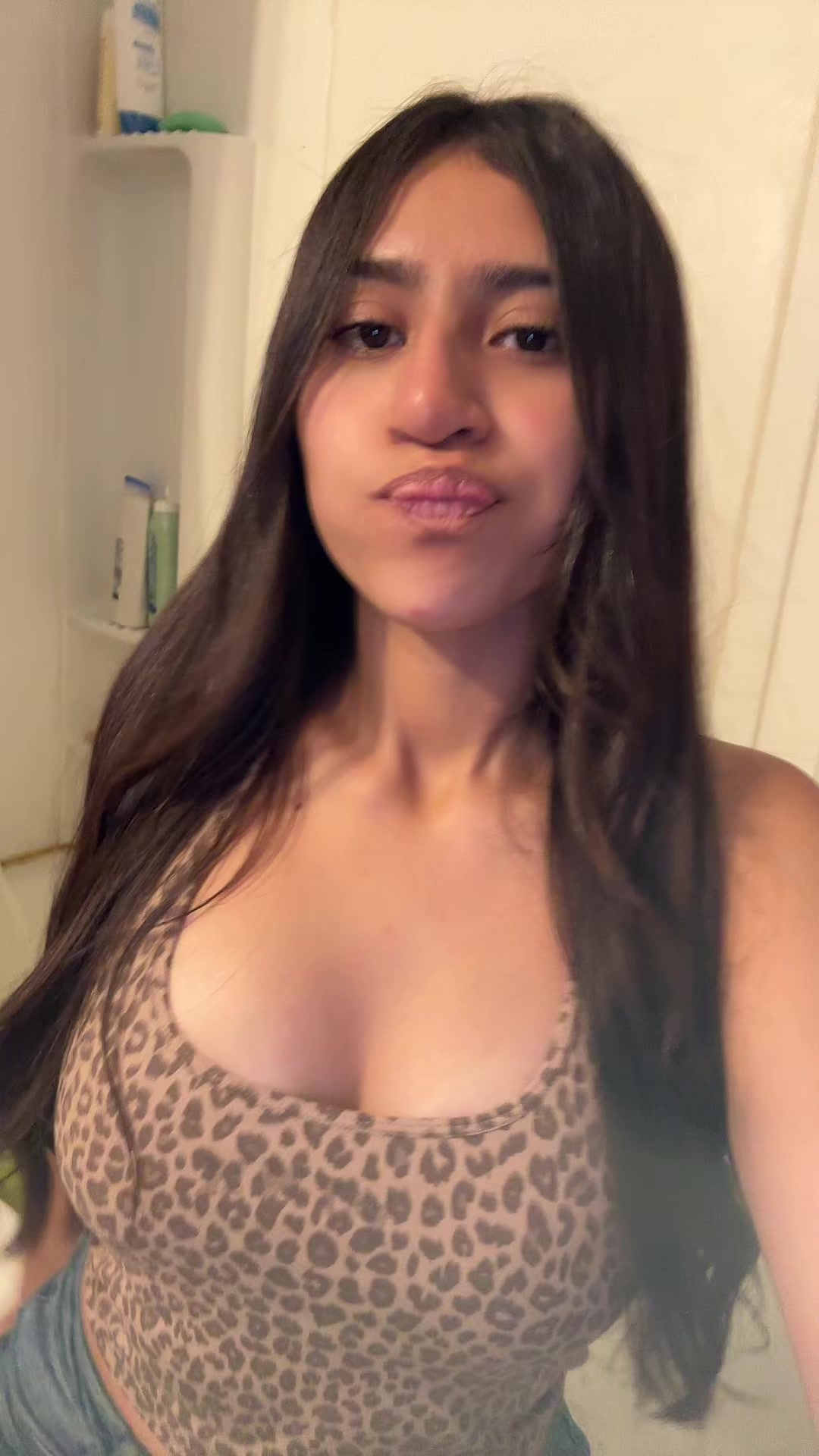 @bella