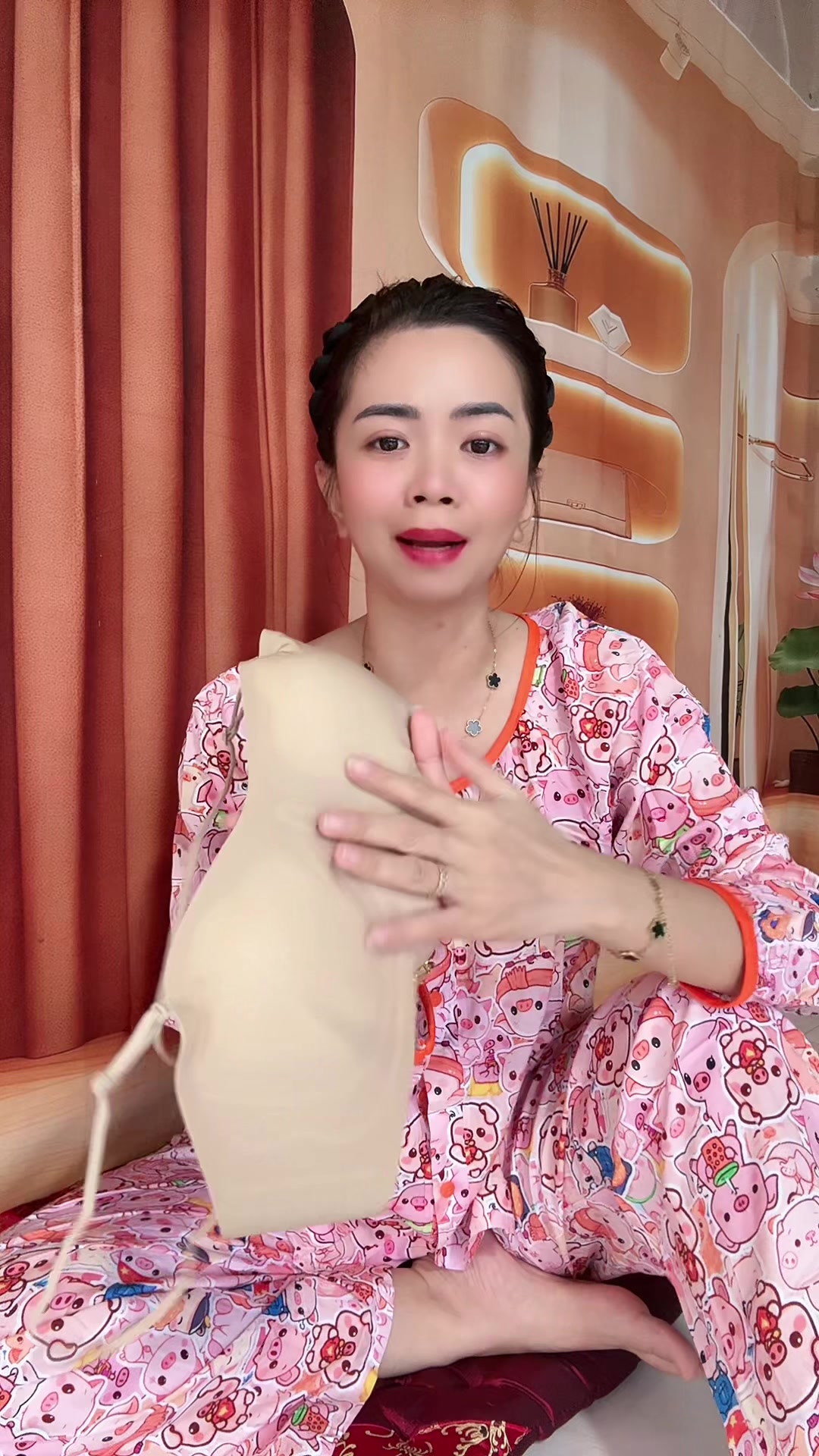 @Em Cẩm Nè