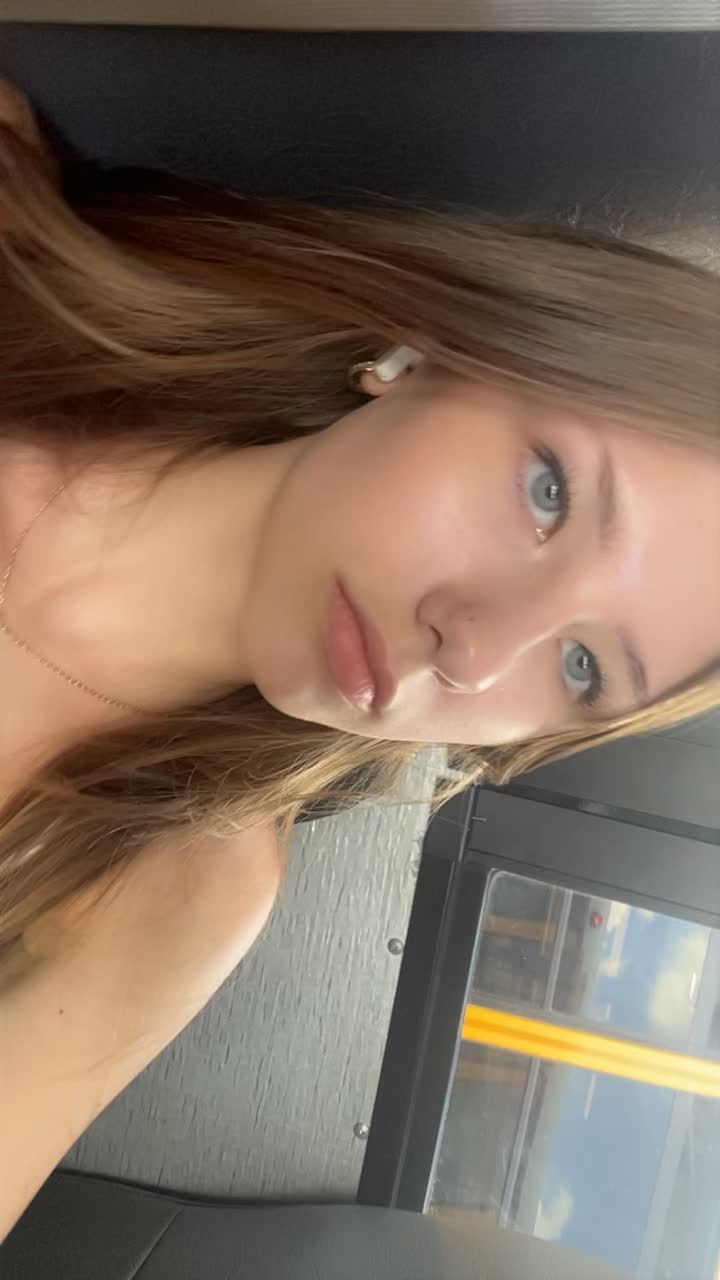 @victoriaangelmw