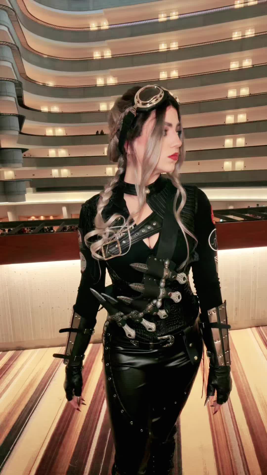 @callie.cosmic -> IG & YT