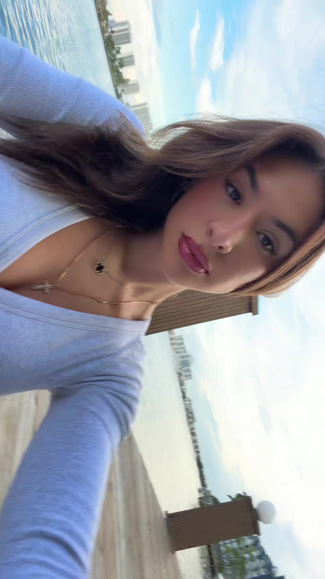 @Julia🖤