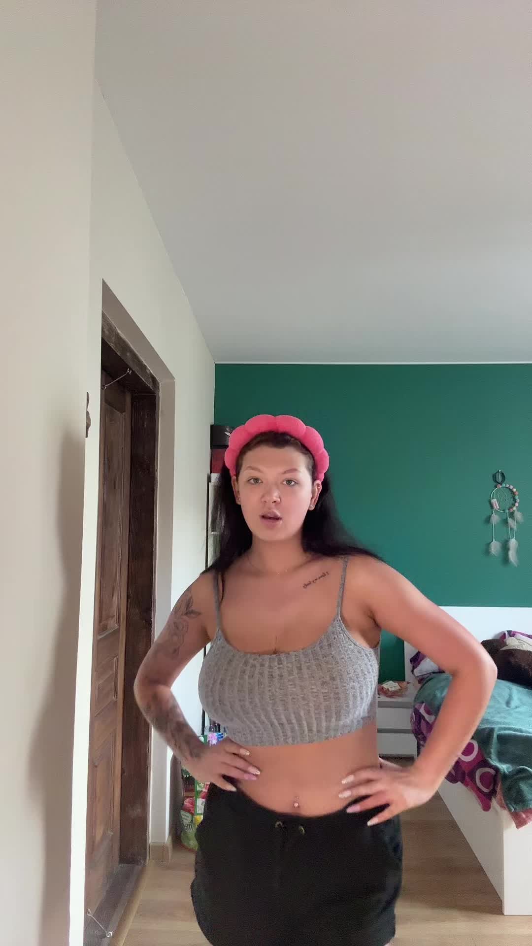 @Zuzia🩷😈