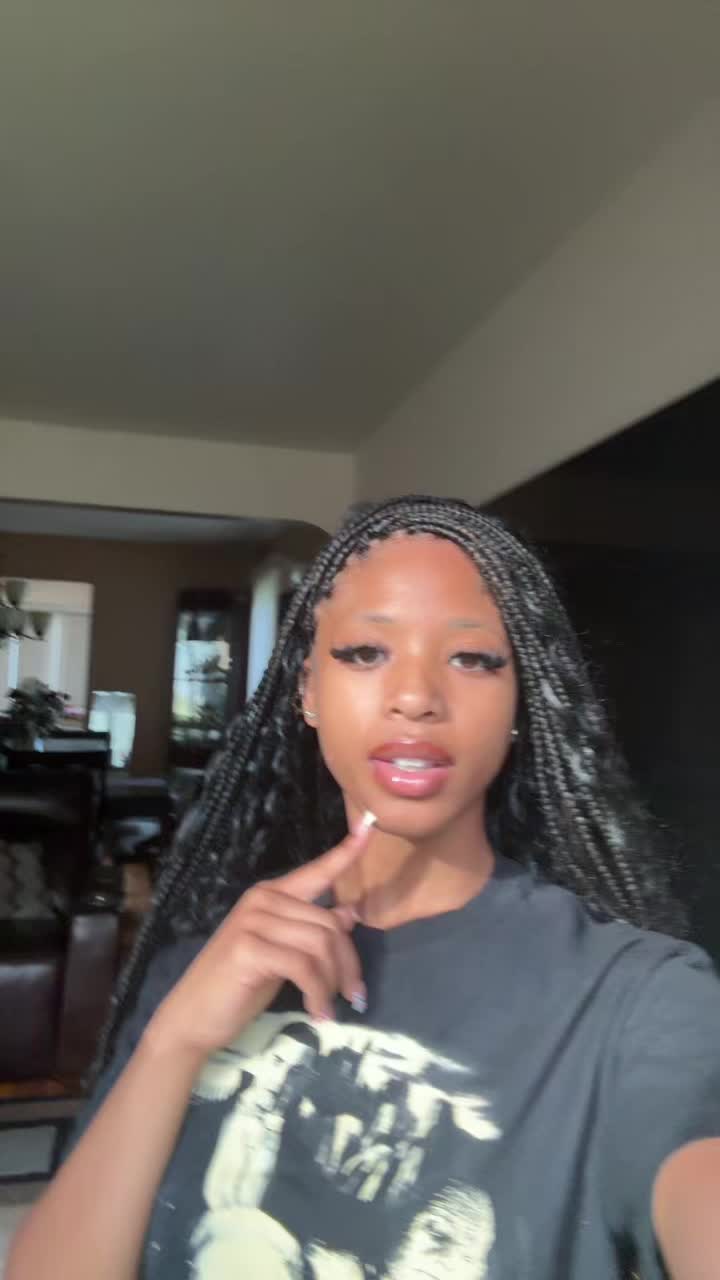 @naomi🌟