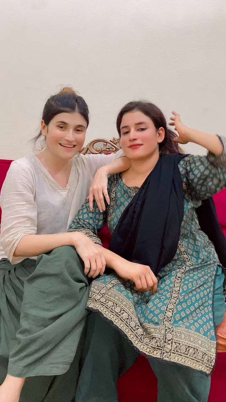 @💕Zoya💕Khan💕 zzz 💕
