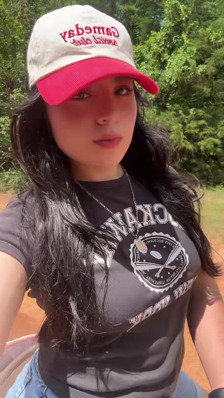 @lizbethrojocampuzano