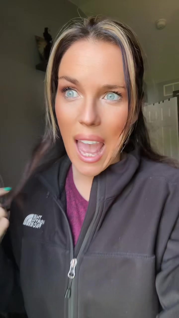 @Blueeye_Vixen💙