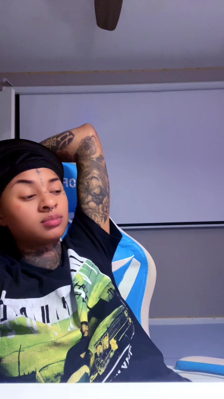 @ColorfulDimes