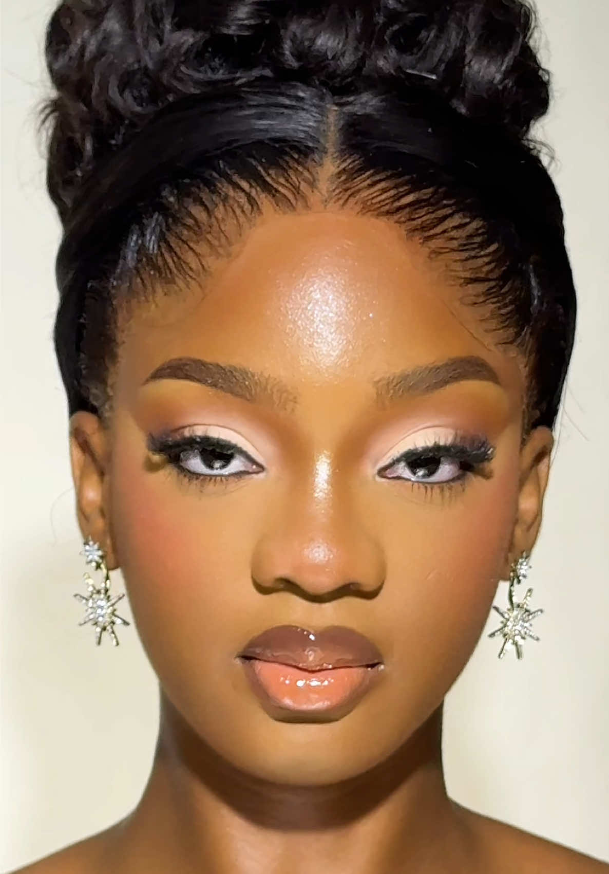 @efua | Mua