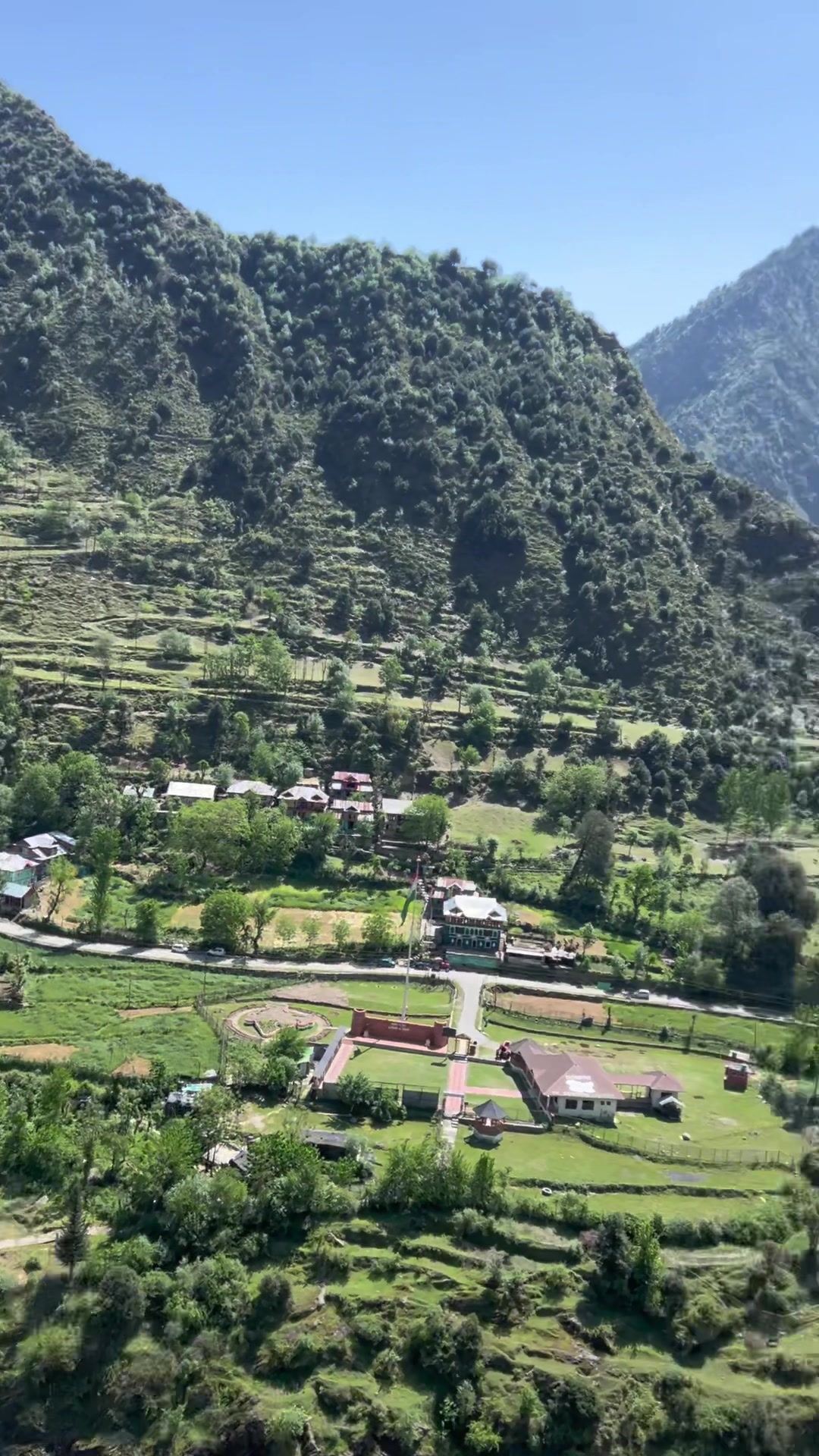 @&hearts;️Zawar Azhar jeelani&hearts;️