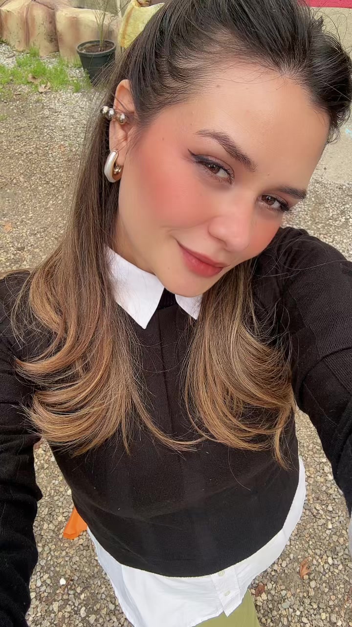 @Uyuyan Güzel 🦋