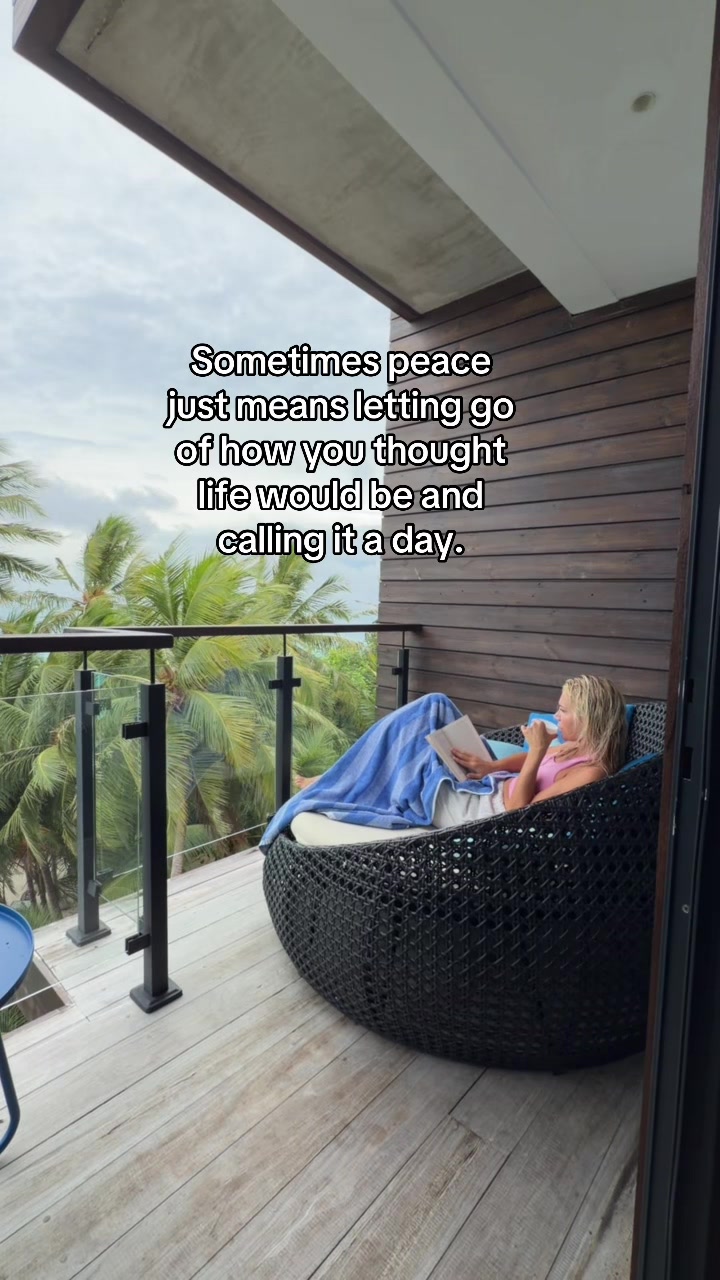 @Elise Micheals | Princess