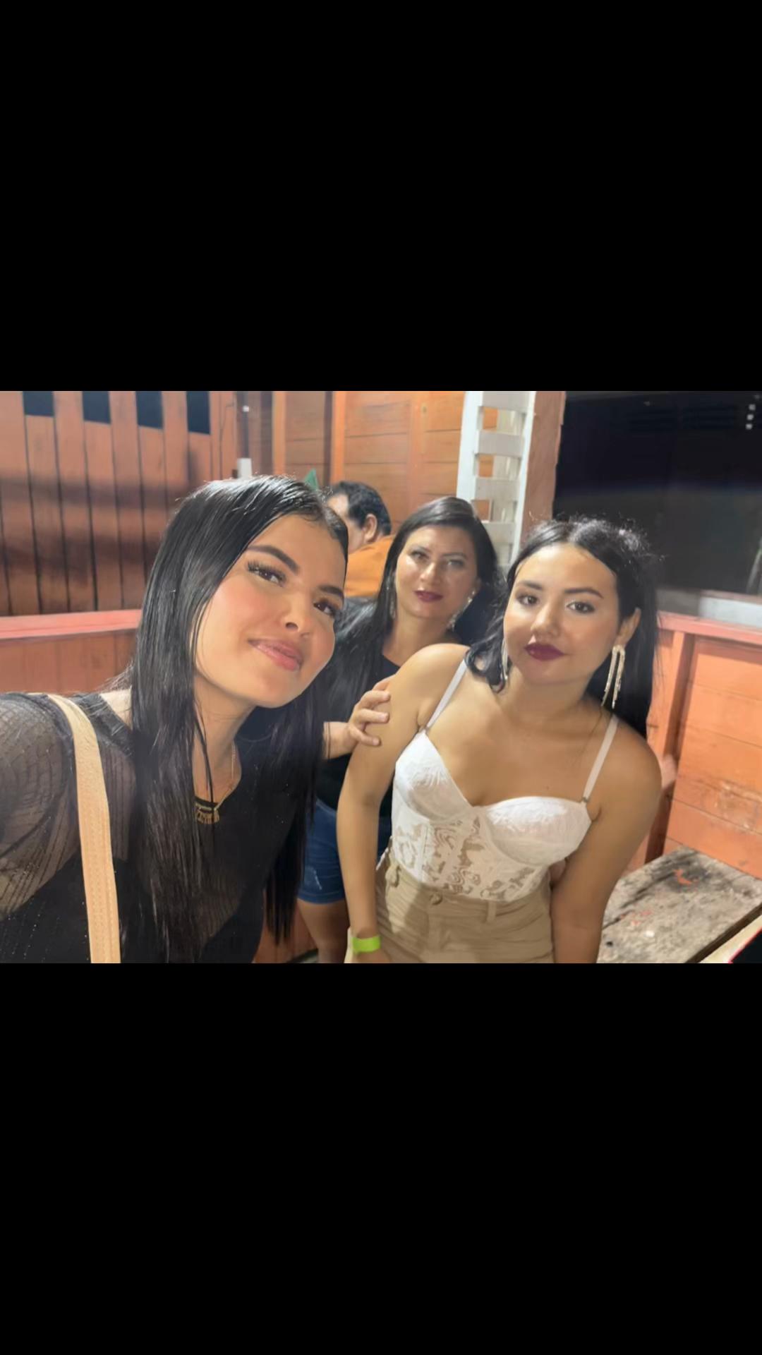 @leticixx3
